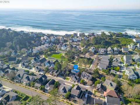 A home in Lincoln City