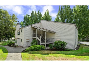 10137 SW TRAPPER TER Beaverton OR 97008