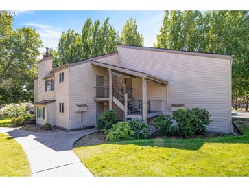 10137 SW TRAPPER TER Beaverton OR 97008