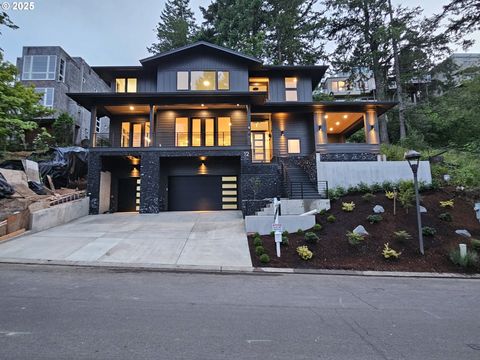12 HIDALGO ST Lake Oswego OR 97035