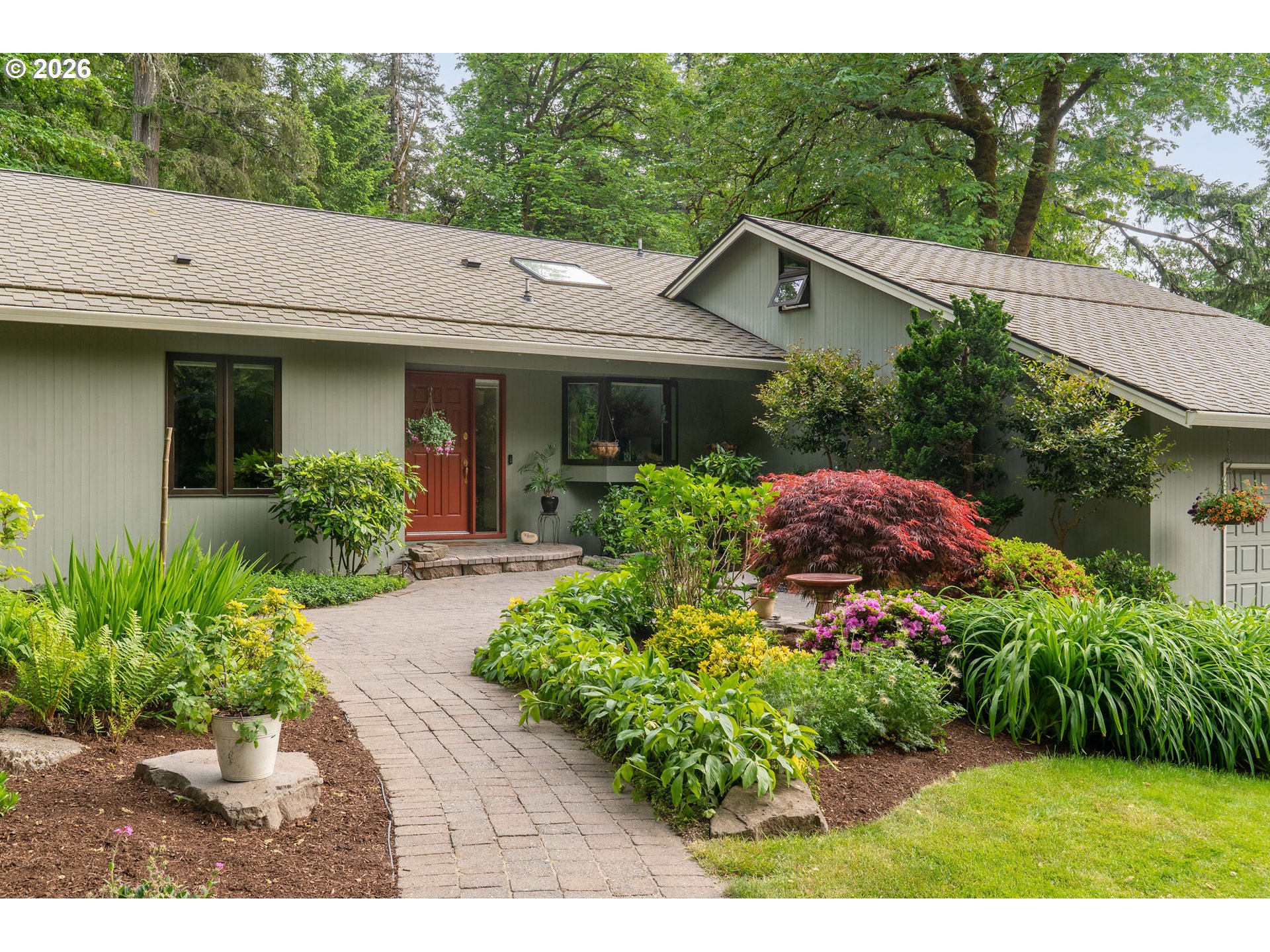 3130 WESTVIEW CT