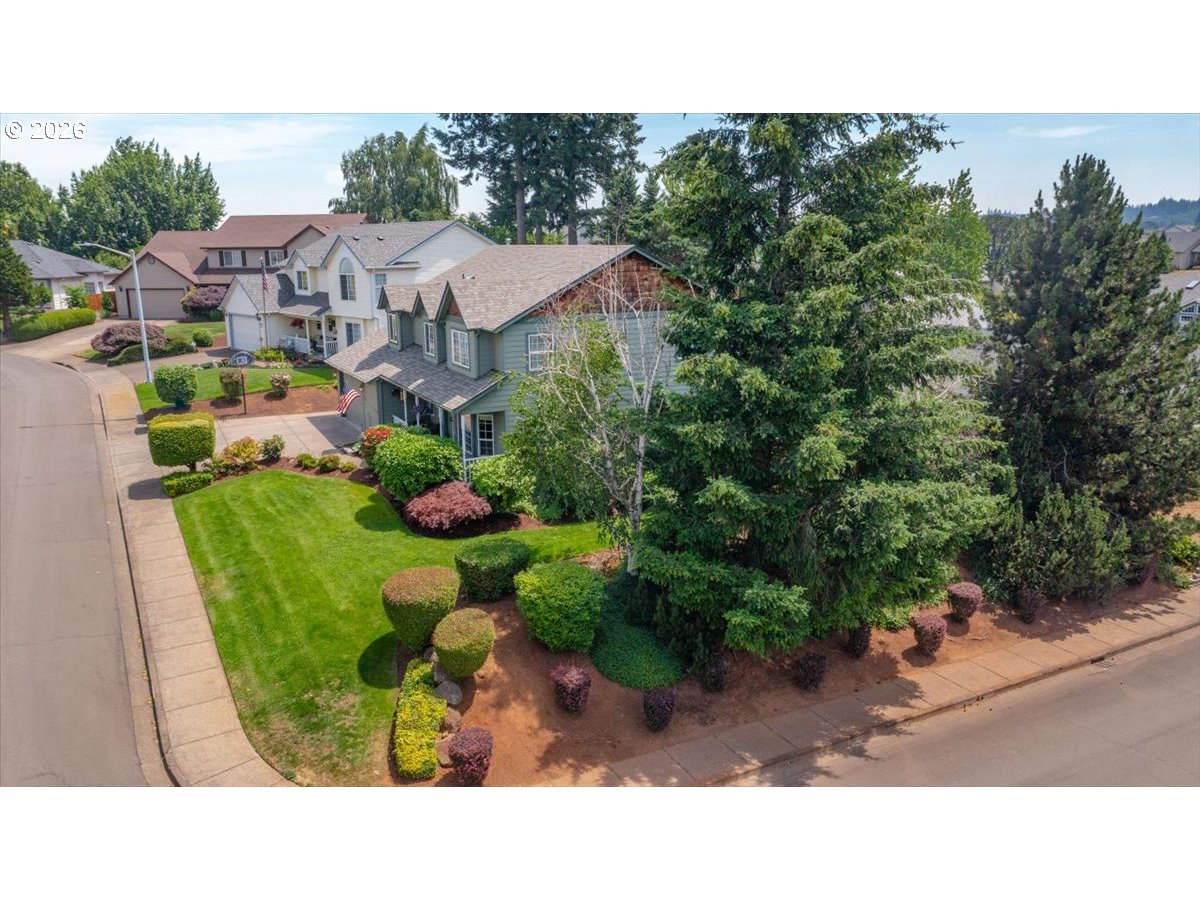 2734 CINDERCONE CT SE