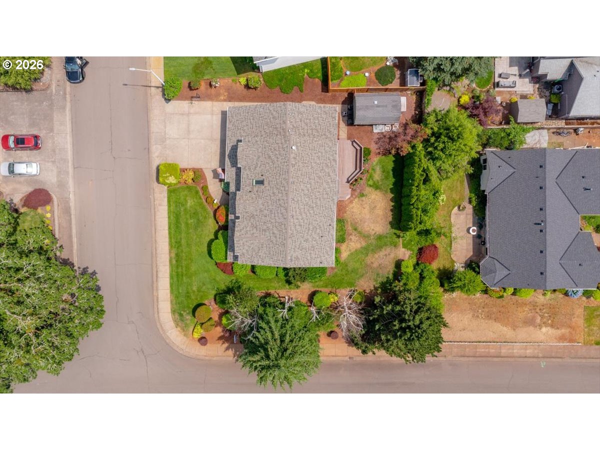 2734 CINDERCONE CT SE