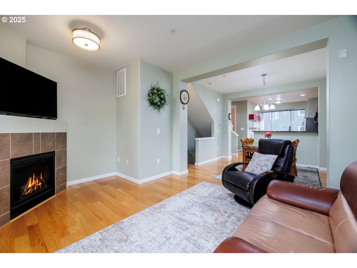 390 NW 116TH AVE 102