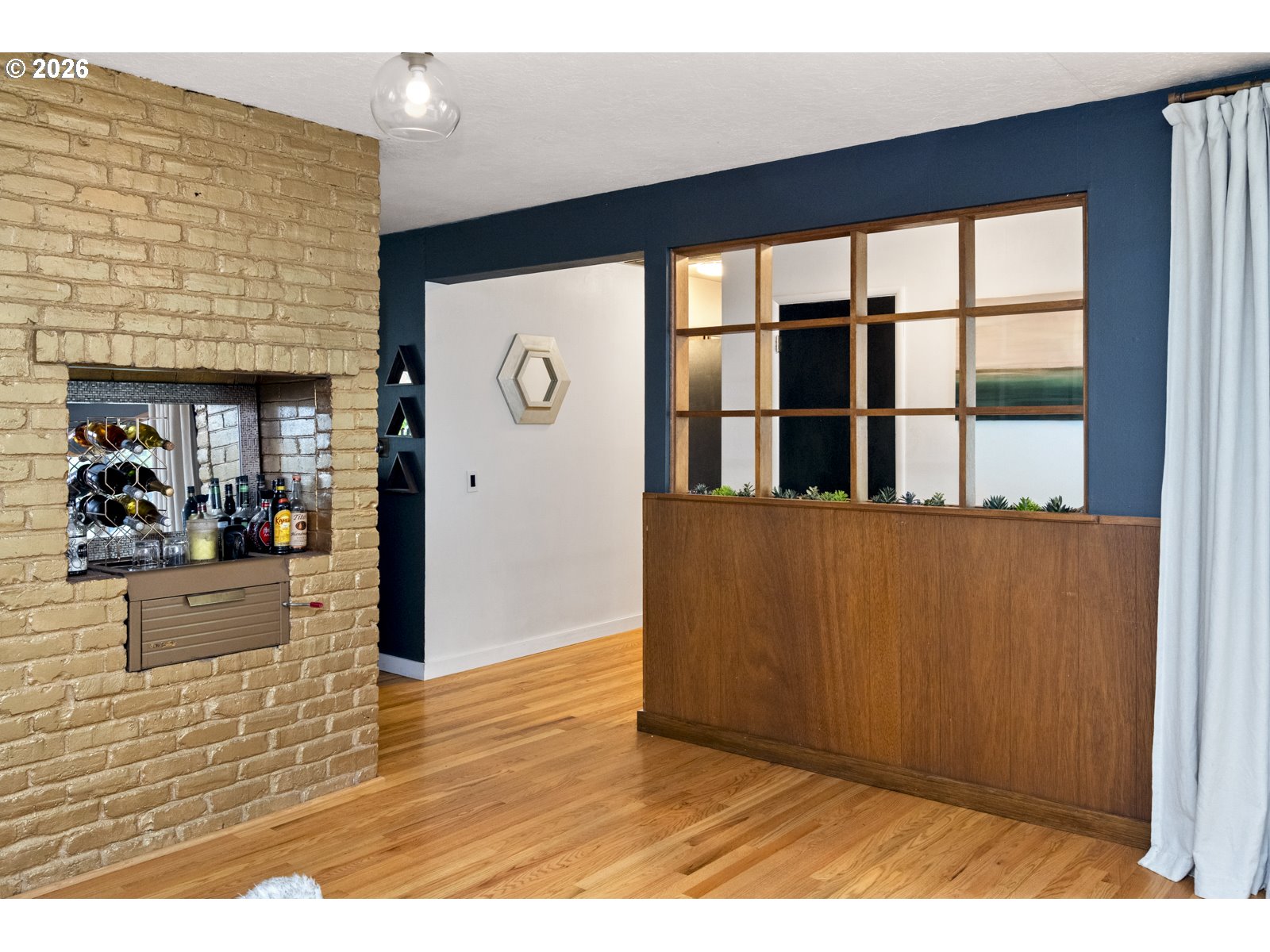 28 SE 111TH AVE