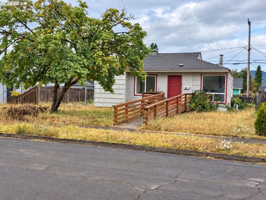 1828 H ST, SPRINGFIELD, OR 97477 - Image 2eff78e8b22a27fd1f4d2d6e683e0dc4/1111255544