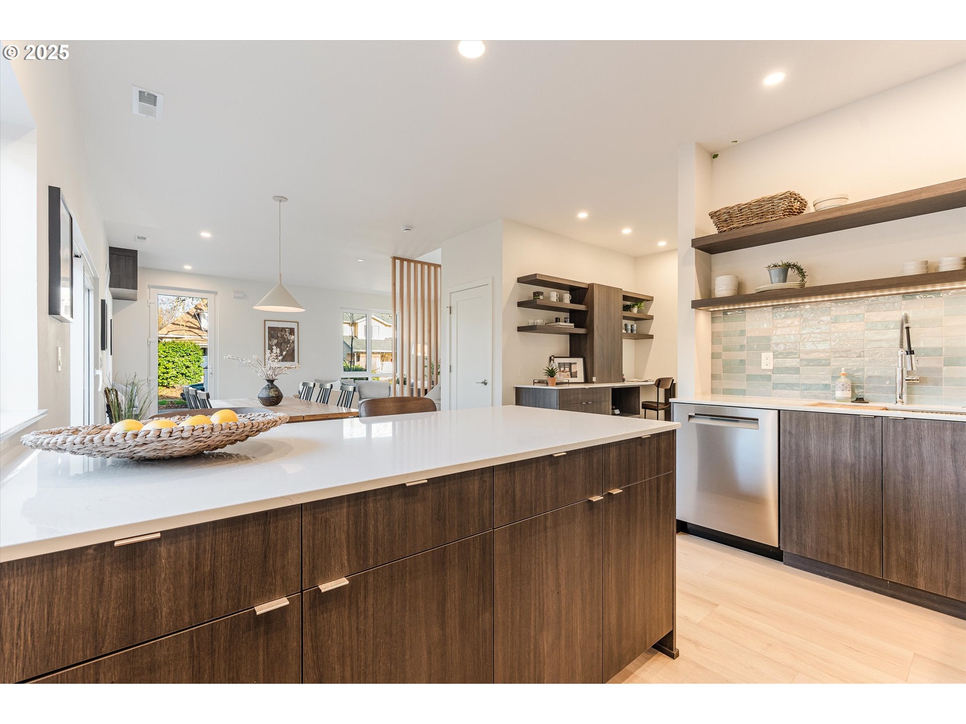 5494 SE Boise ST