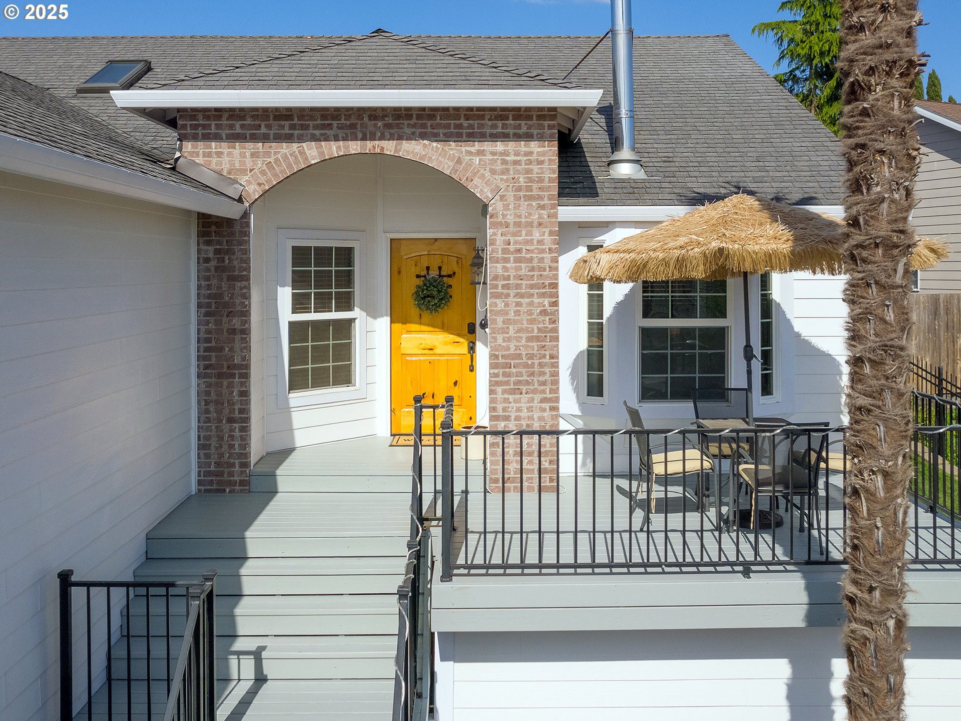 1146 FAIRWAY DR