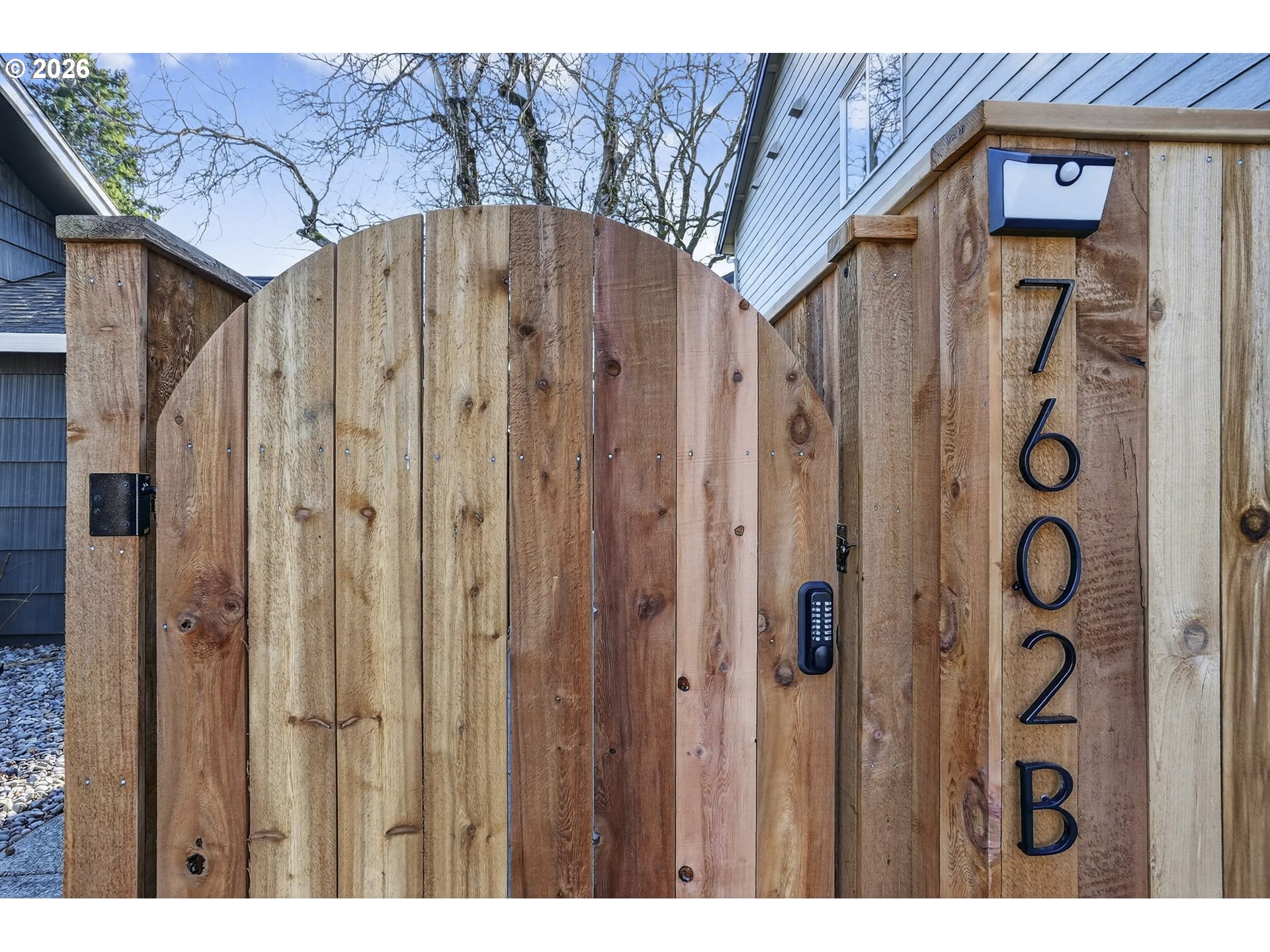 7602 SE Carlton ST B