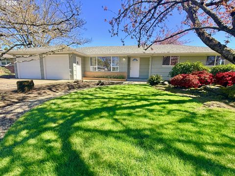 349 VAN DUYN ST Eugene OR 97401