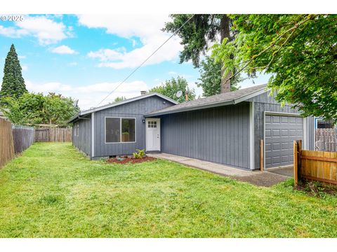 4523 NE 109TH AVE Portland OR 97220