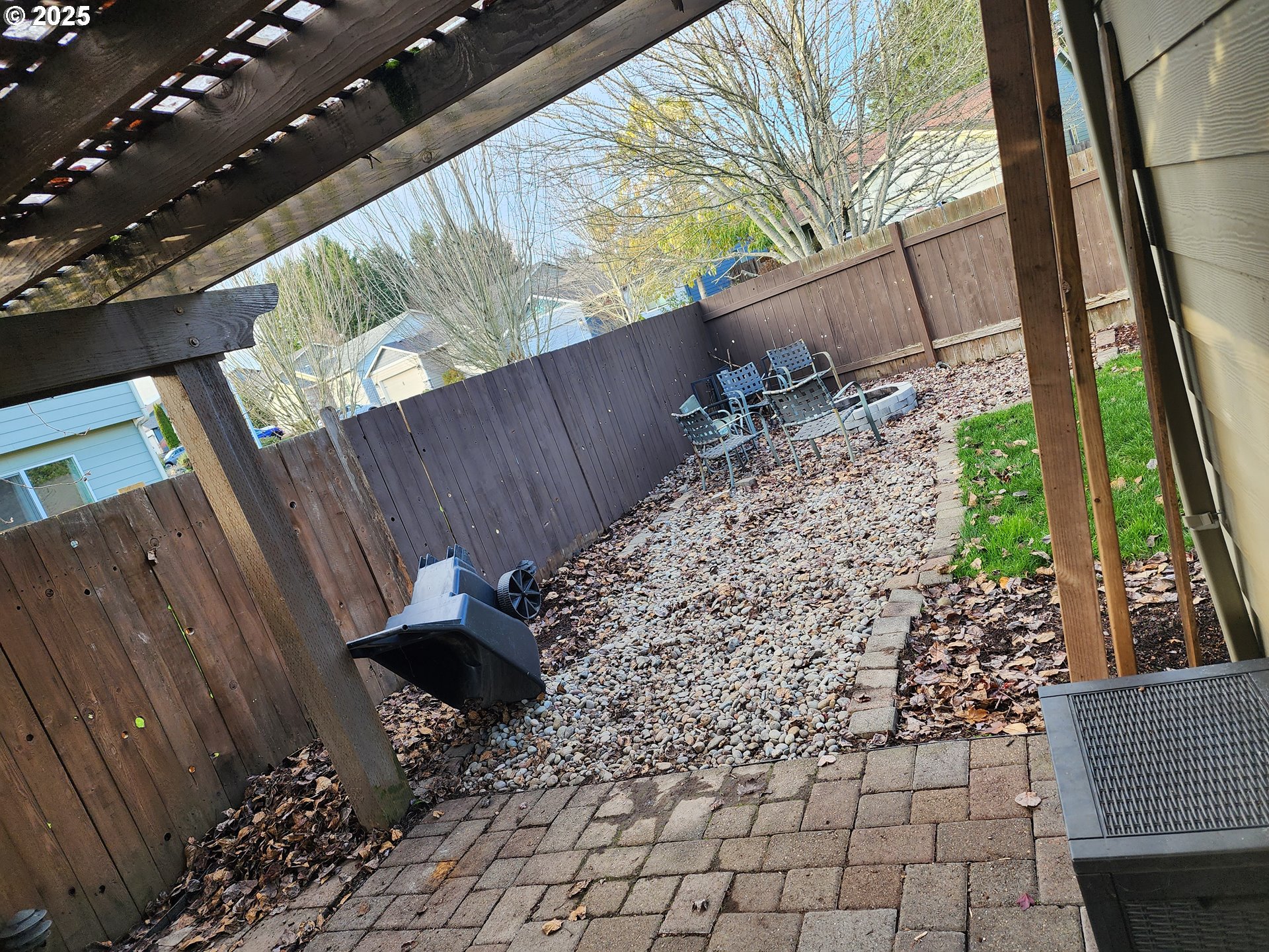 1765 NW SALMON RIVER ST