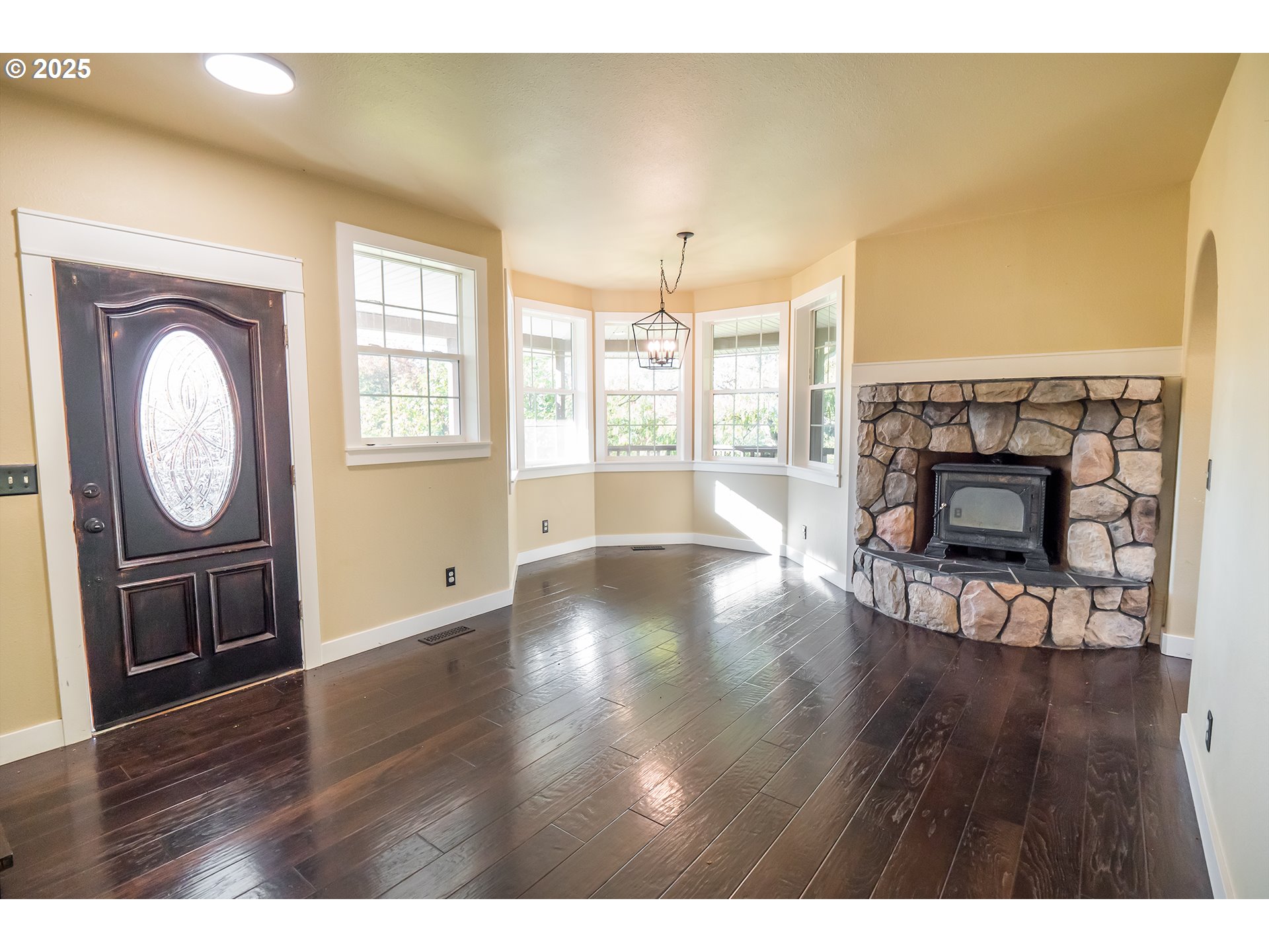 86104 SELLS VIEW DR
