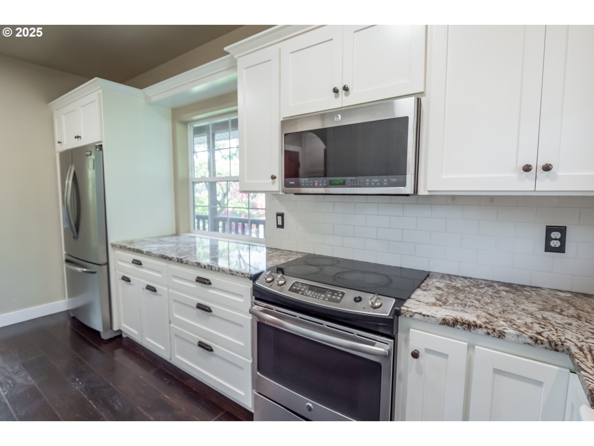 86104 SELLS VIEW DR