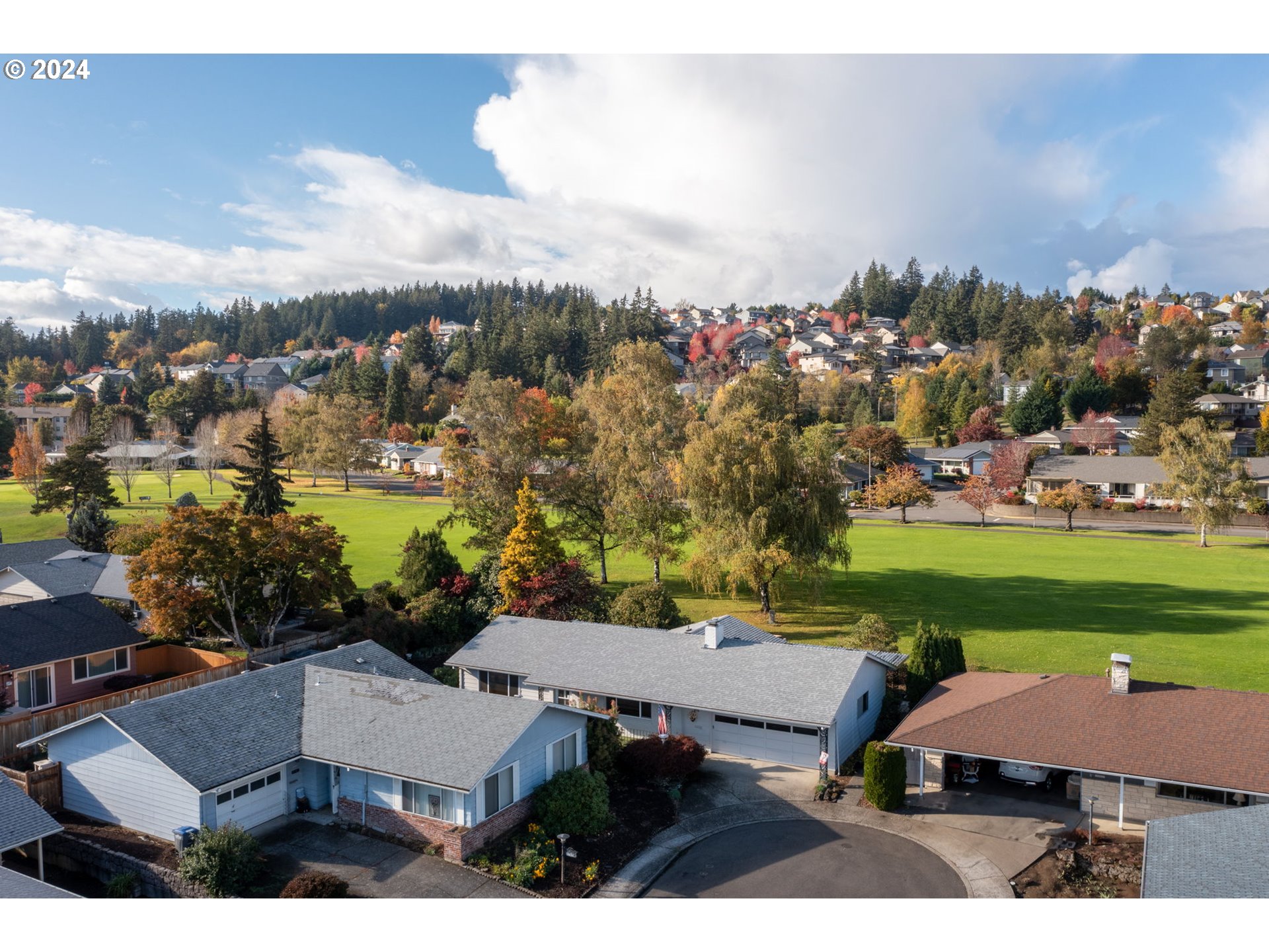 15775 SW QUEEN VICTORIA PL