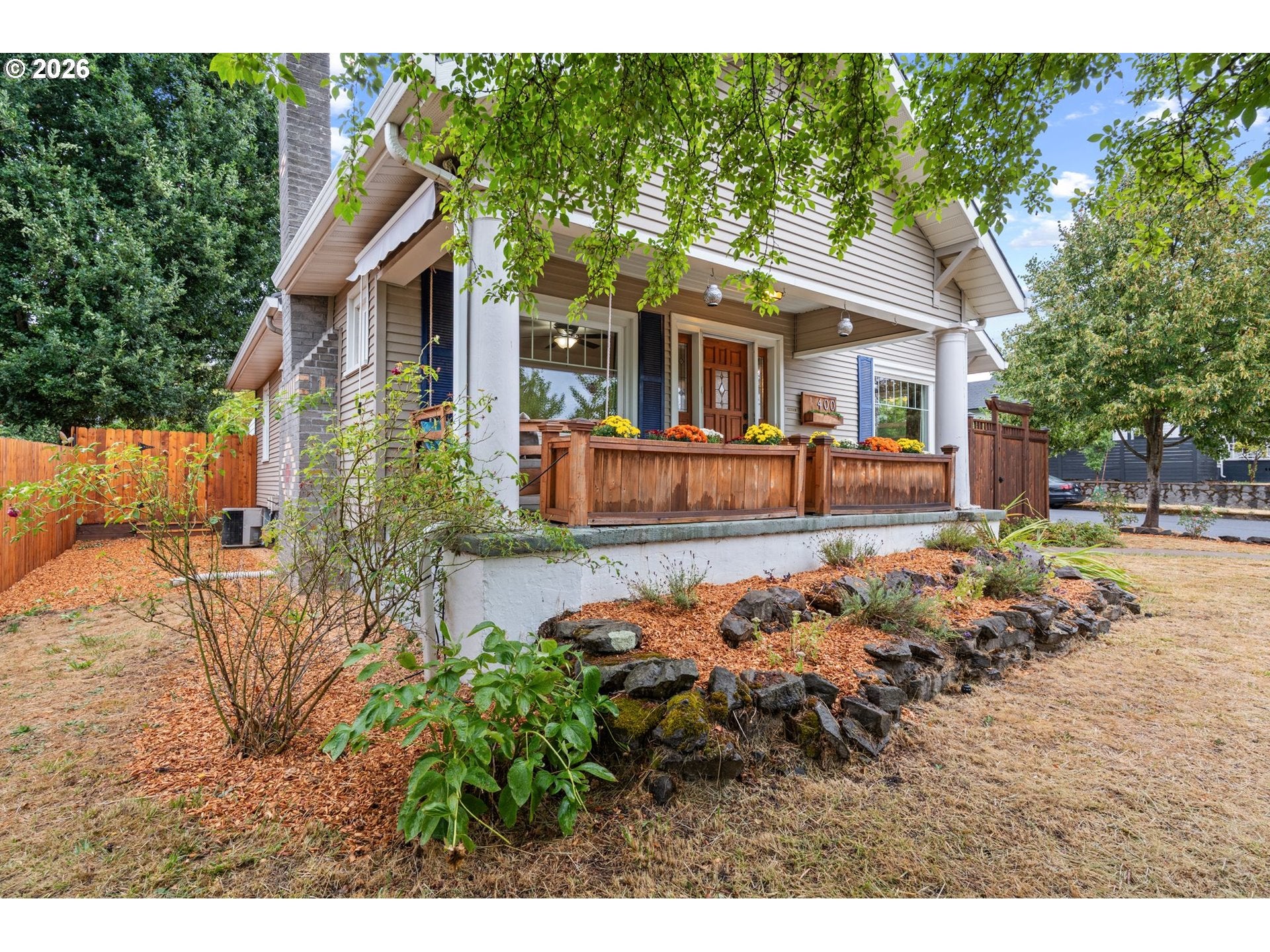400 W 29TH ST