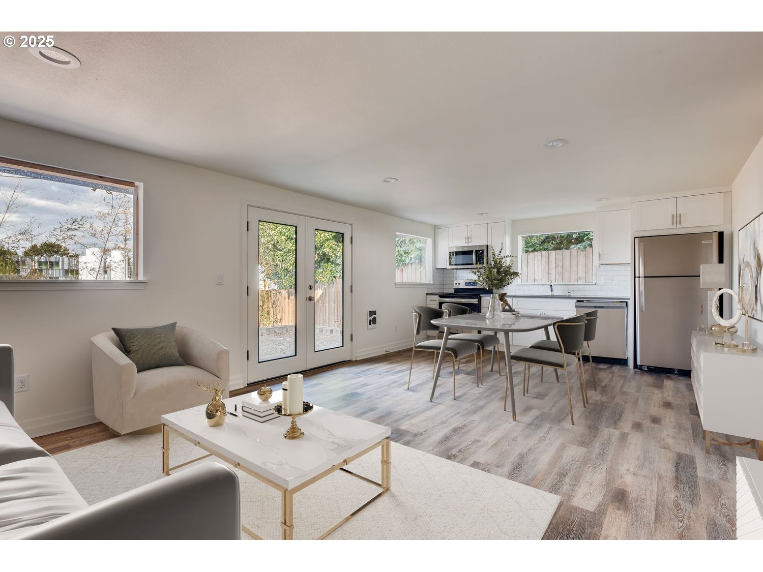 Portland, Oregon 97211, United States, 5 Bedrooms Bedrooms, ,2 BathroomsBathrooms,Residential,Active,135591