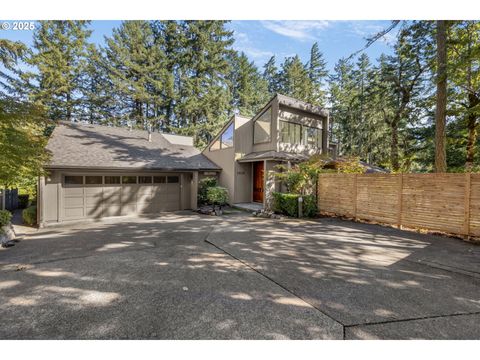 3905 SPRING BLVD Eugene OR 97405