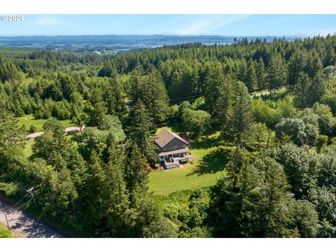 A home in Newberg