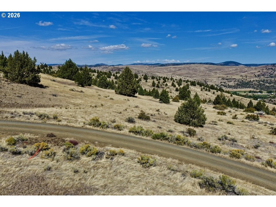 0 4-K Overlook LN