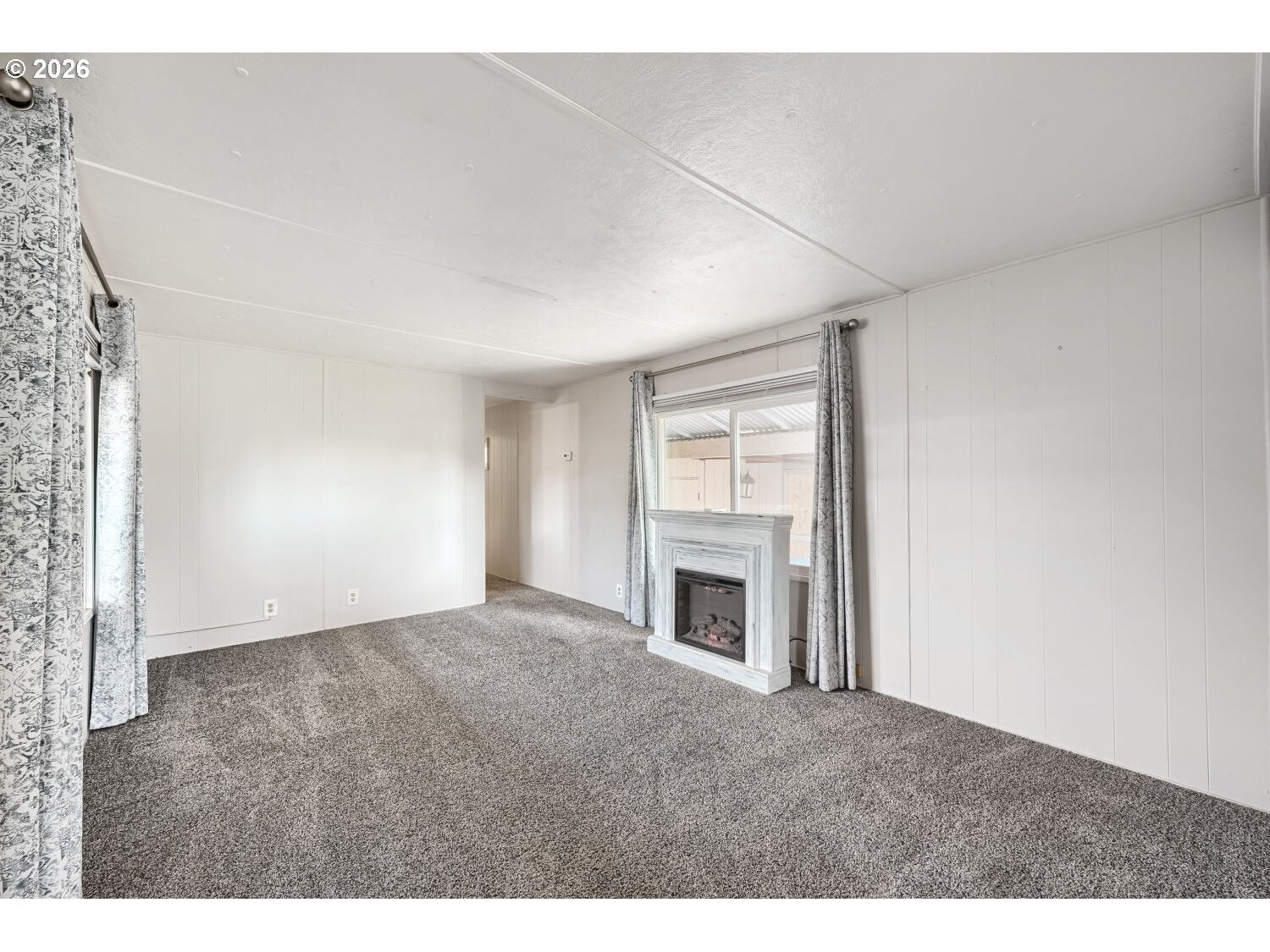 501 DIVISION AVE 60