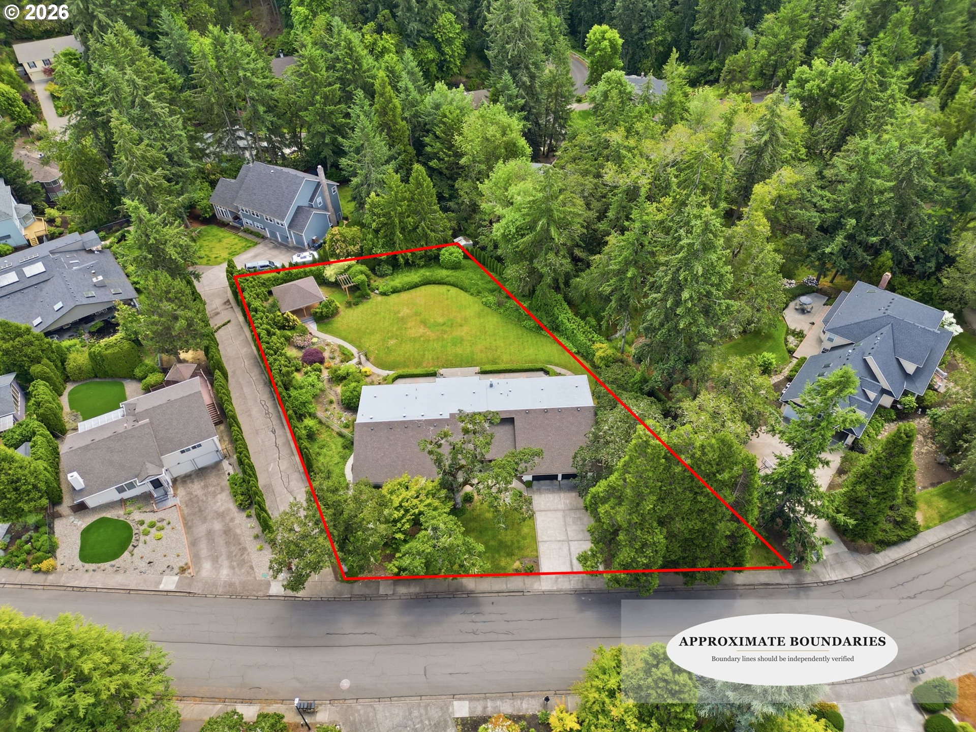 3915 N SHASTA LOOP