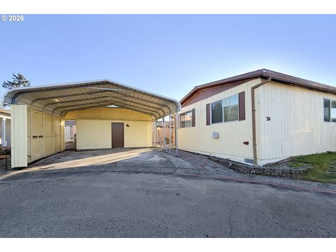 900 NE FRANCIS AVE Gresham OR 97030