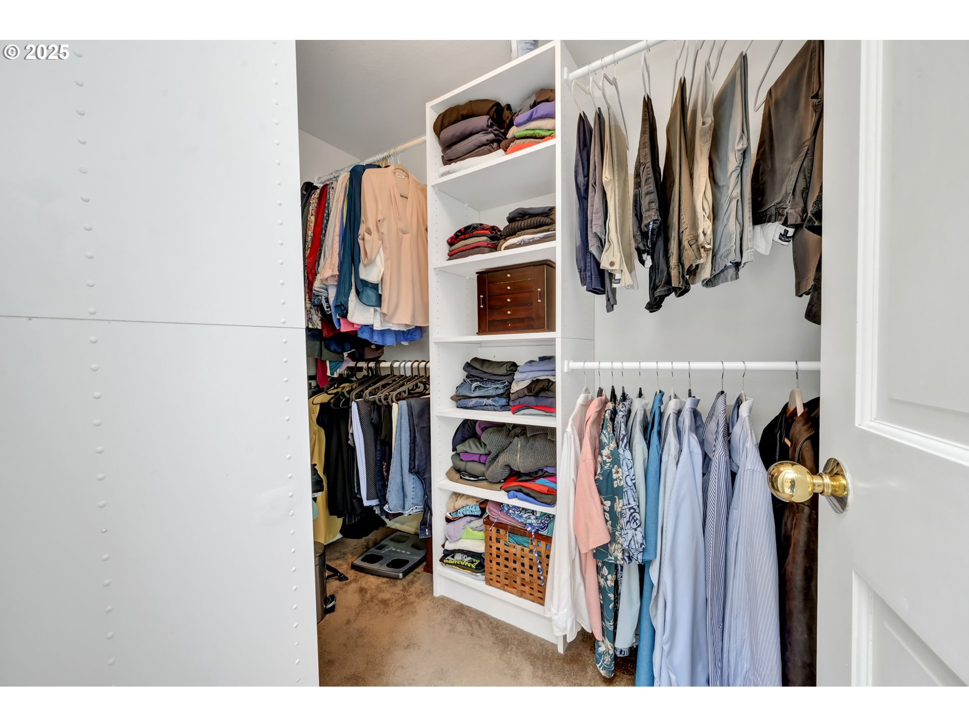 Eugene, Oregon 97405, United States, 4 Bedrooms Bedrooms, ,3 BathroomsBathrooms,Residential,Active,147666