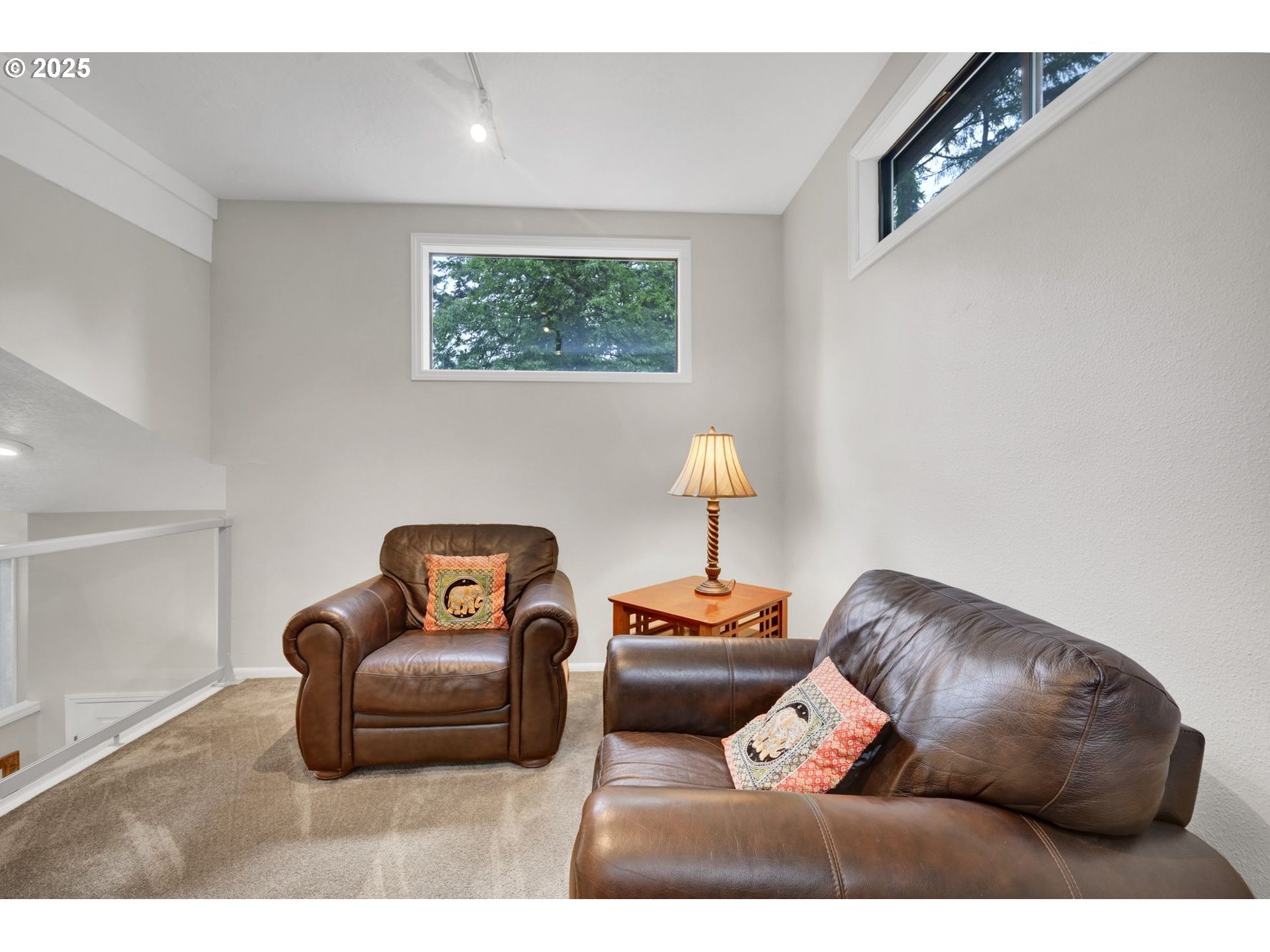 Eugene, Oregon 97405, United States, 4 Bedrooms Bedrooms, ,3 BathroomsBathrooms,Residential,Active,147666