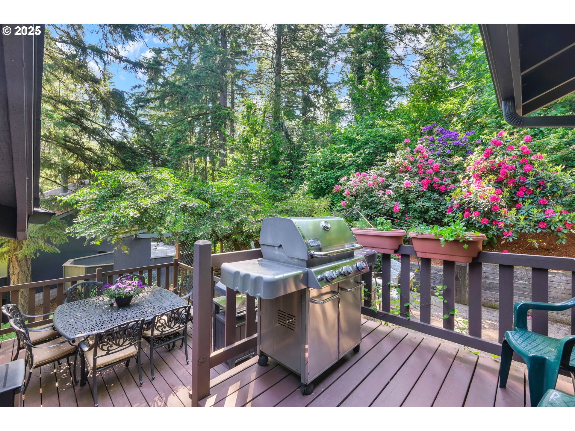 Eugene, Oregon 97405, United States, 4 Bedrooms Bedrooms, ,3 BathroomsBathrooms,Residential,Active,147666