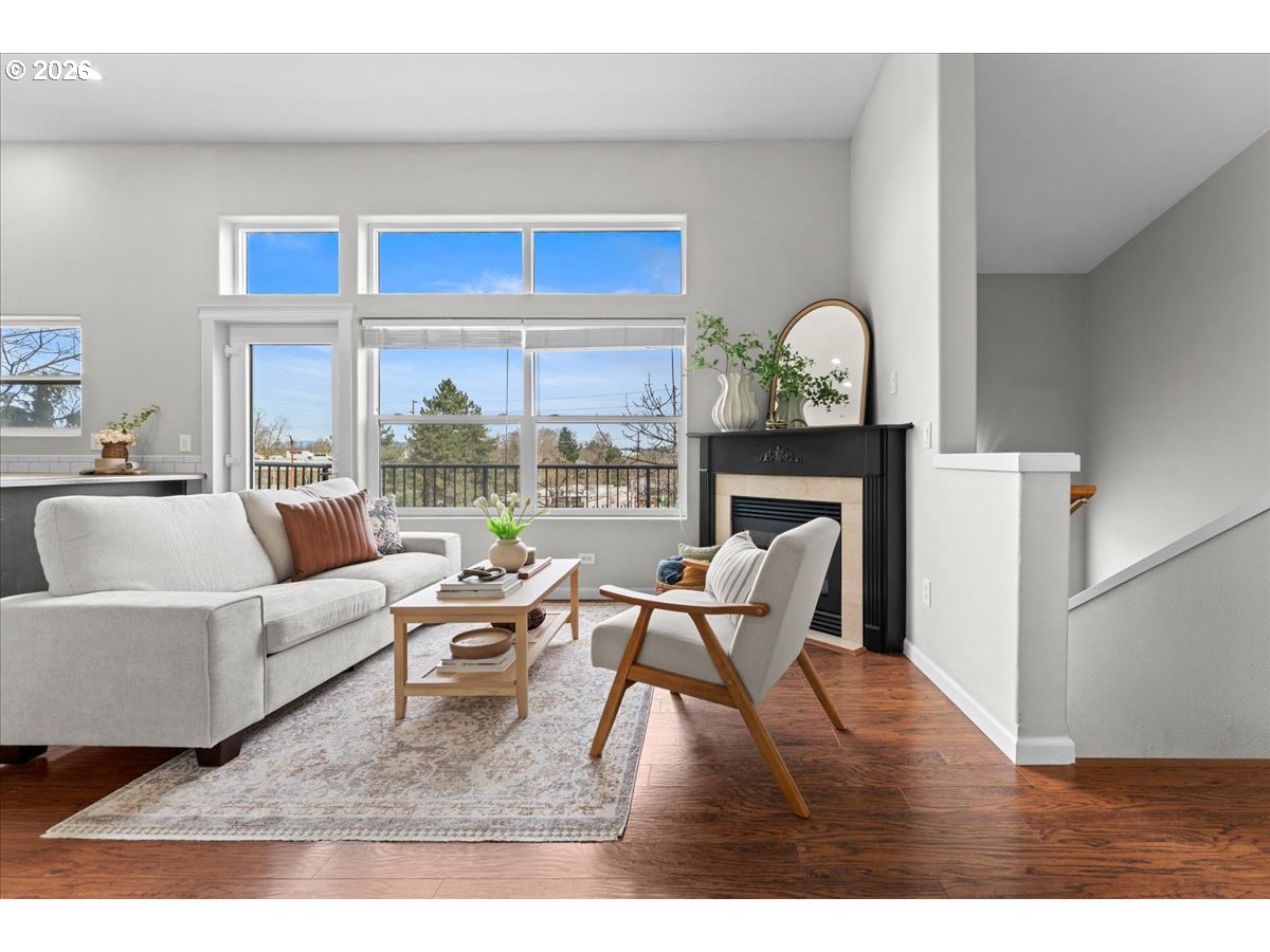 7442 S VIRGINIA AVE B