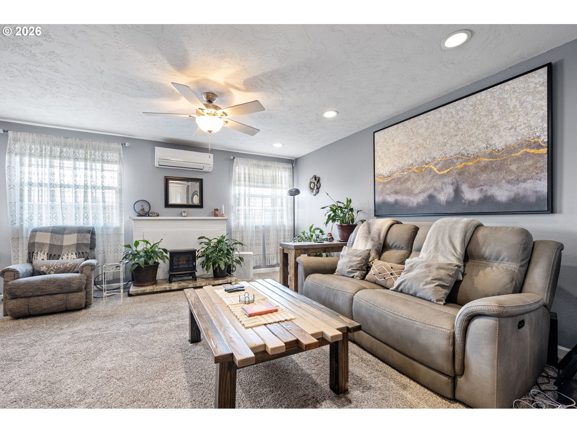 4559 SOUZA ST