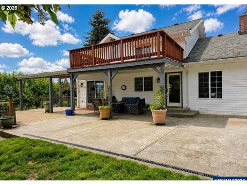Photo of 36117 Highway 58, Pleasant Hill, OR 97455 (MLS # 315718192)