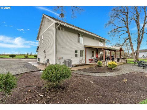 A home in Molalla