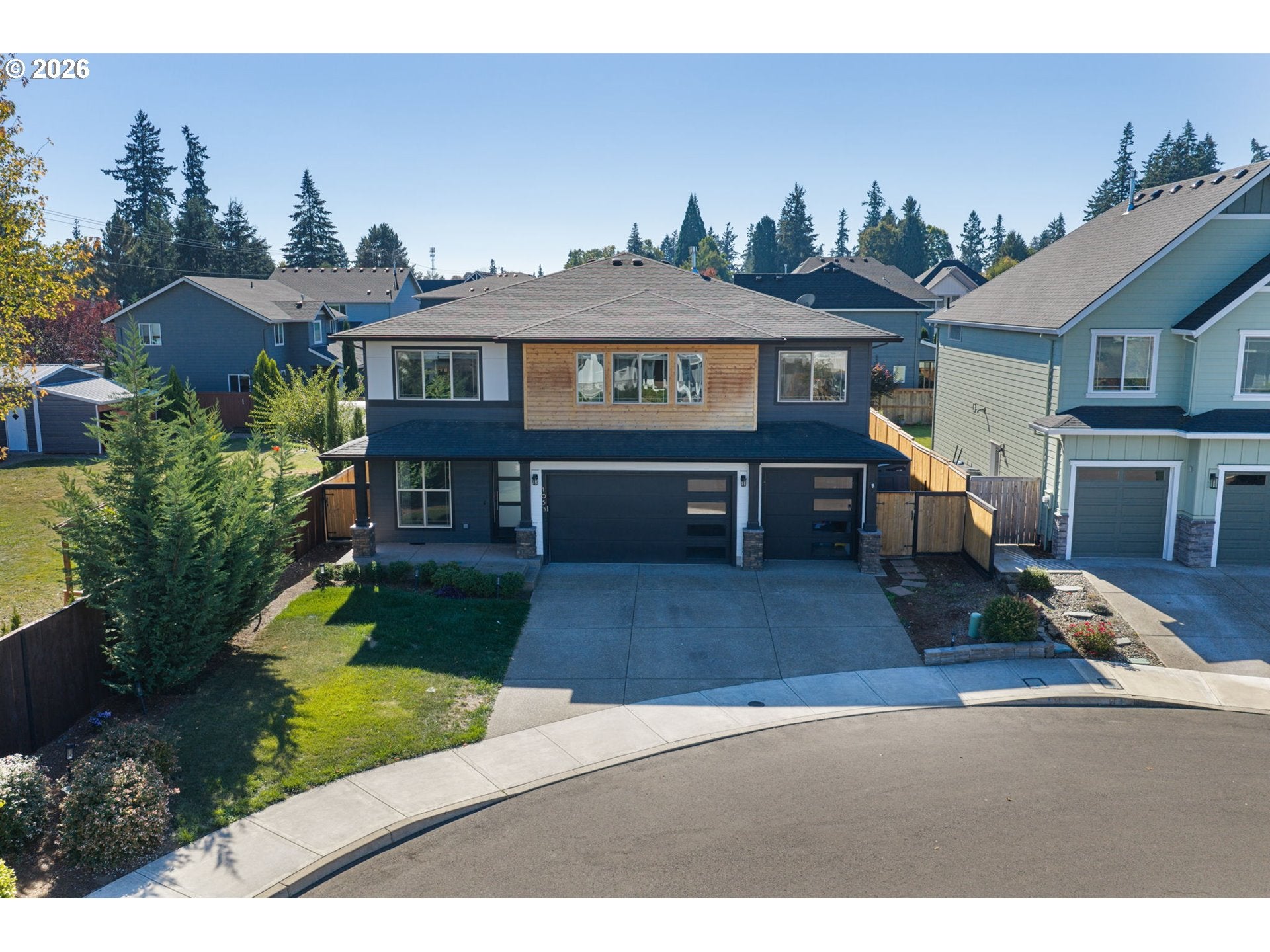 1053 NE 16TH AVE