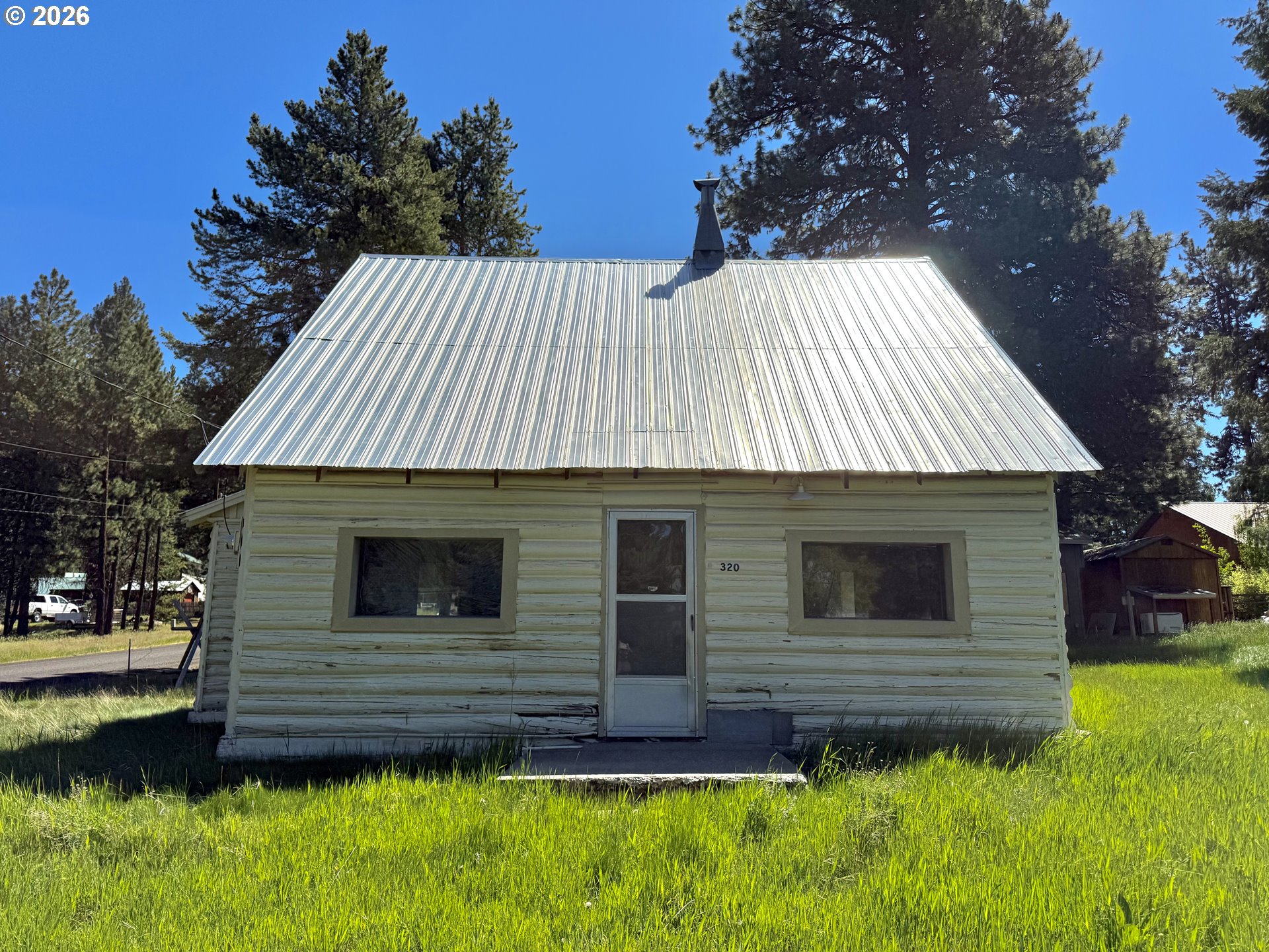 320 BONANZA ST