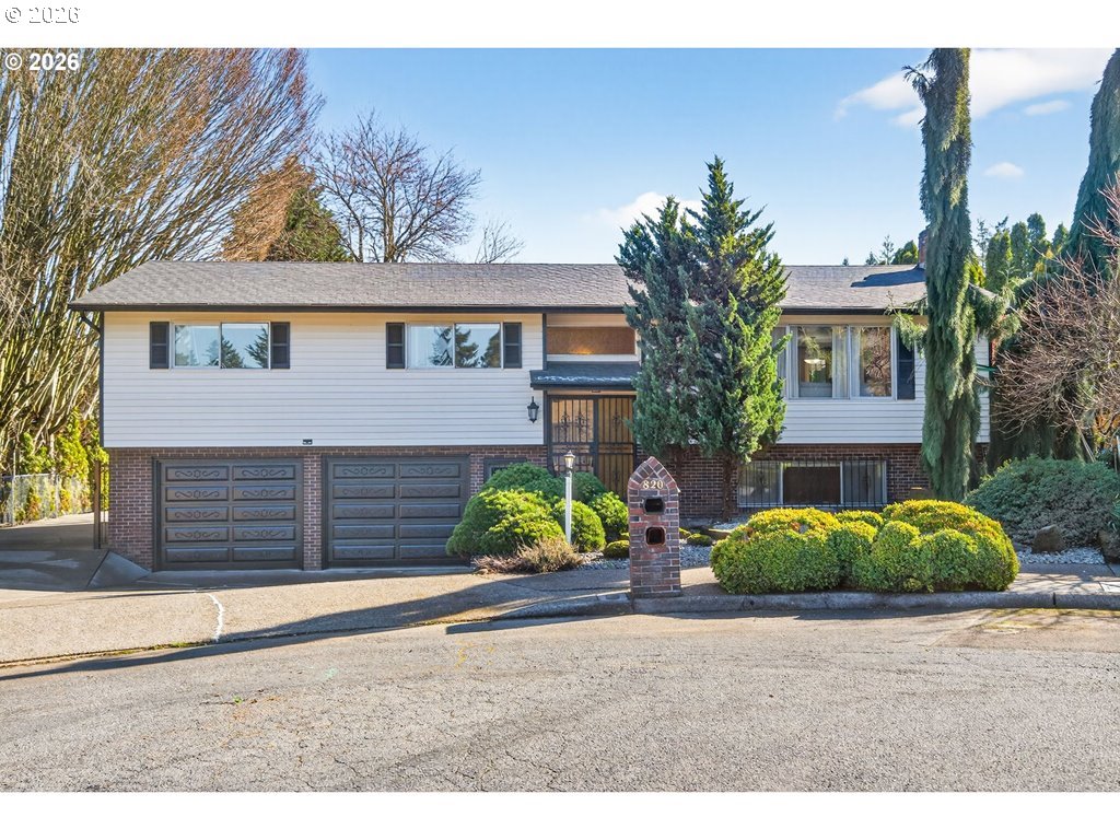 820 NE 168TH PL