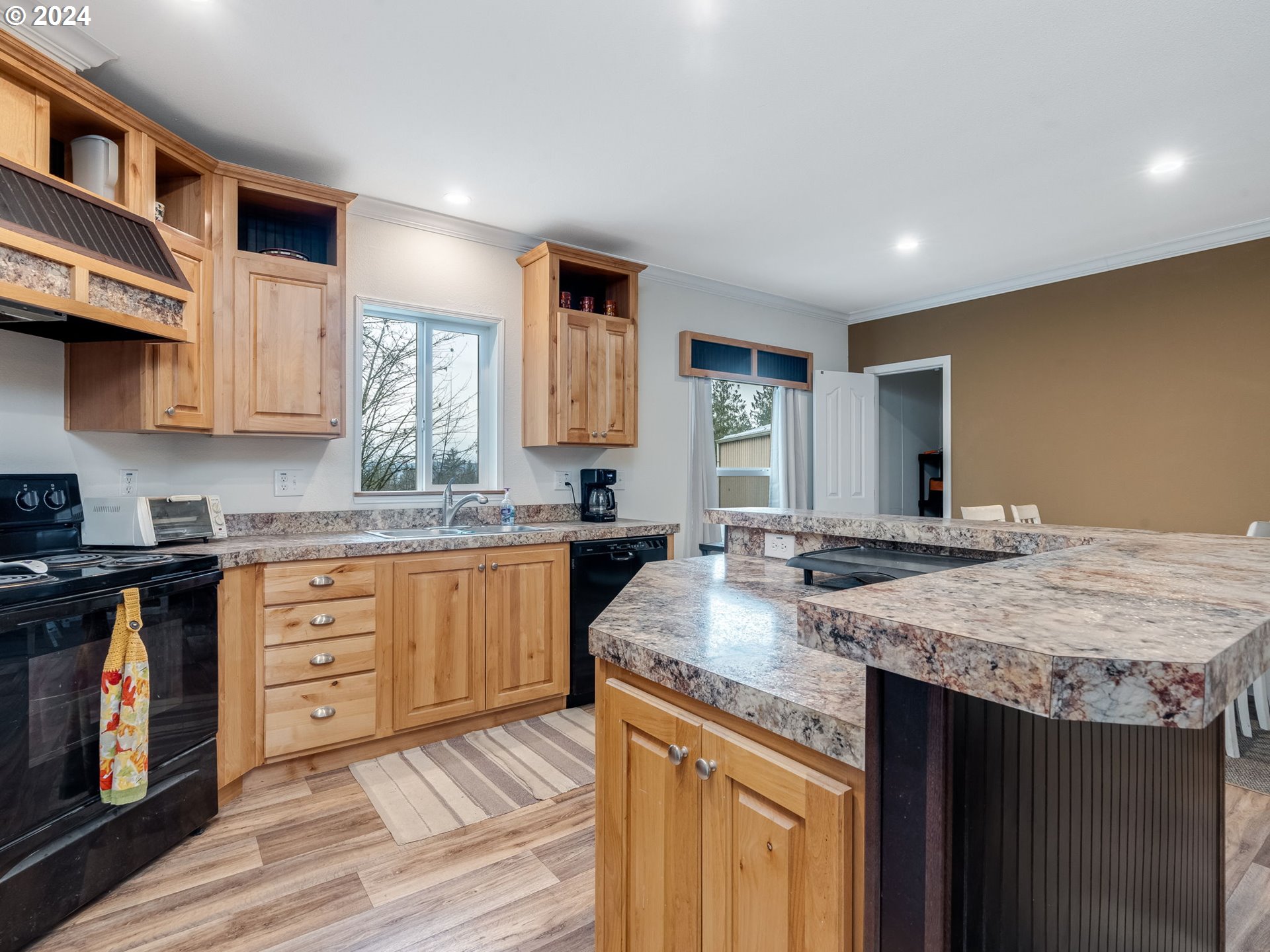 Rainier, Oregon 97048, United States, 3 Bedrooms Bedrooms, ,2 BathroomsBathrooms,Residential,Active,26426