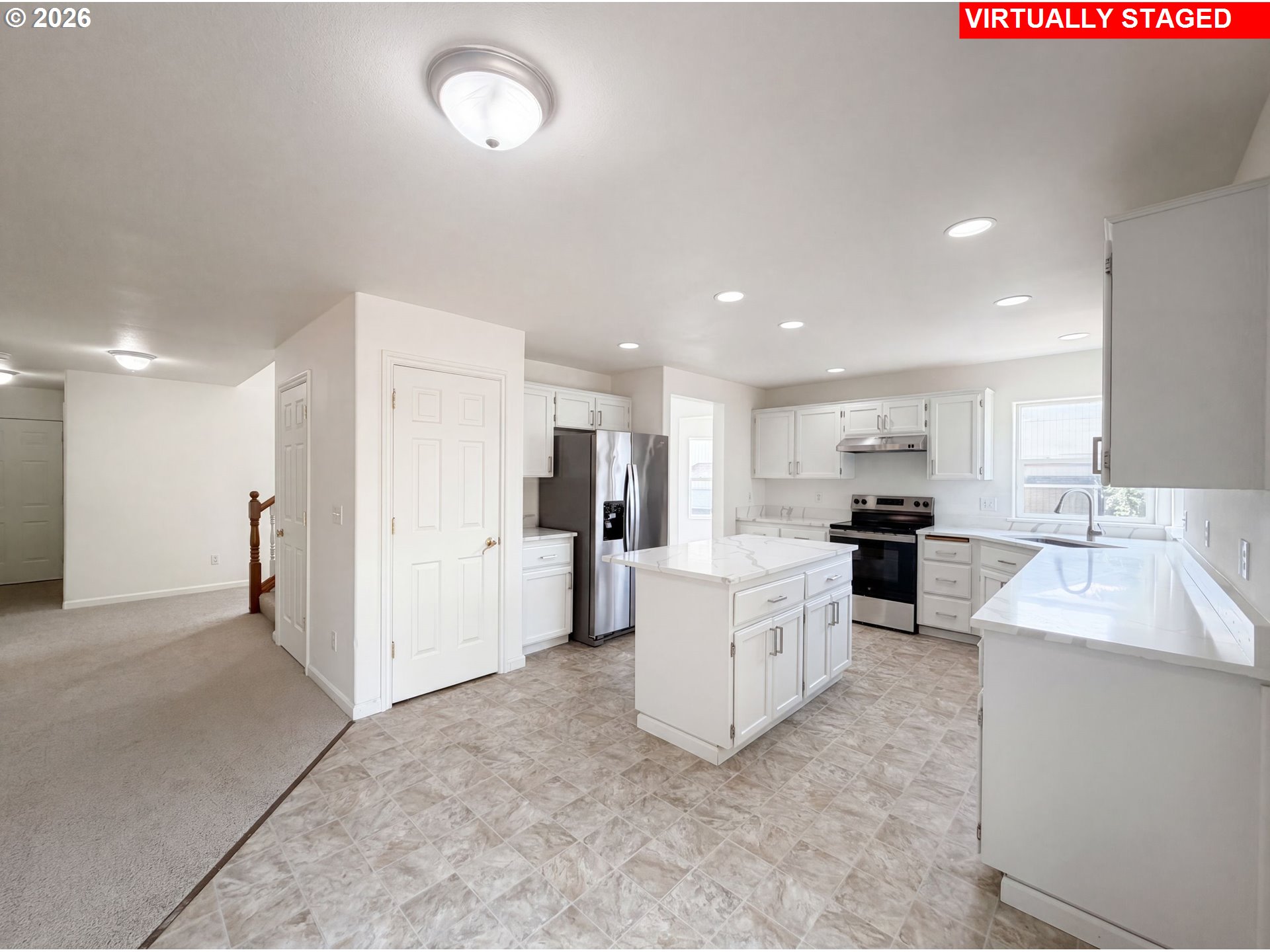 451 NW YOSEMITE TER