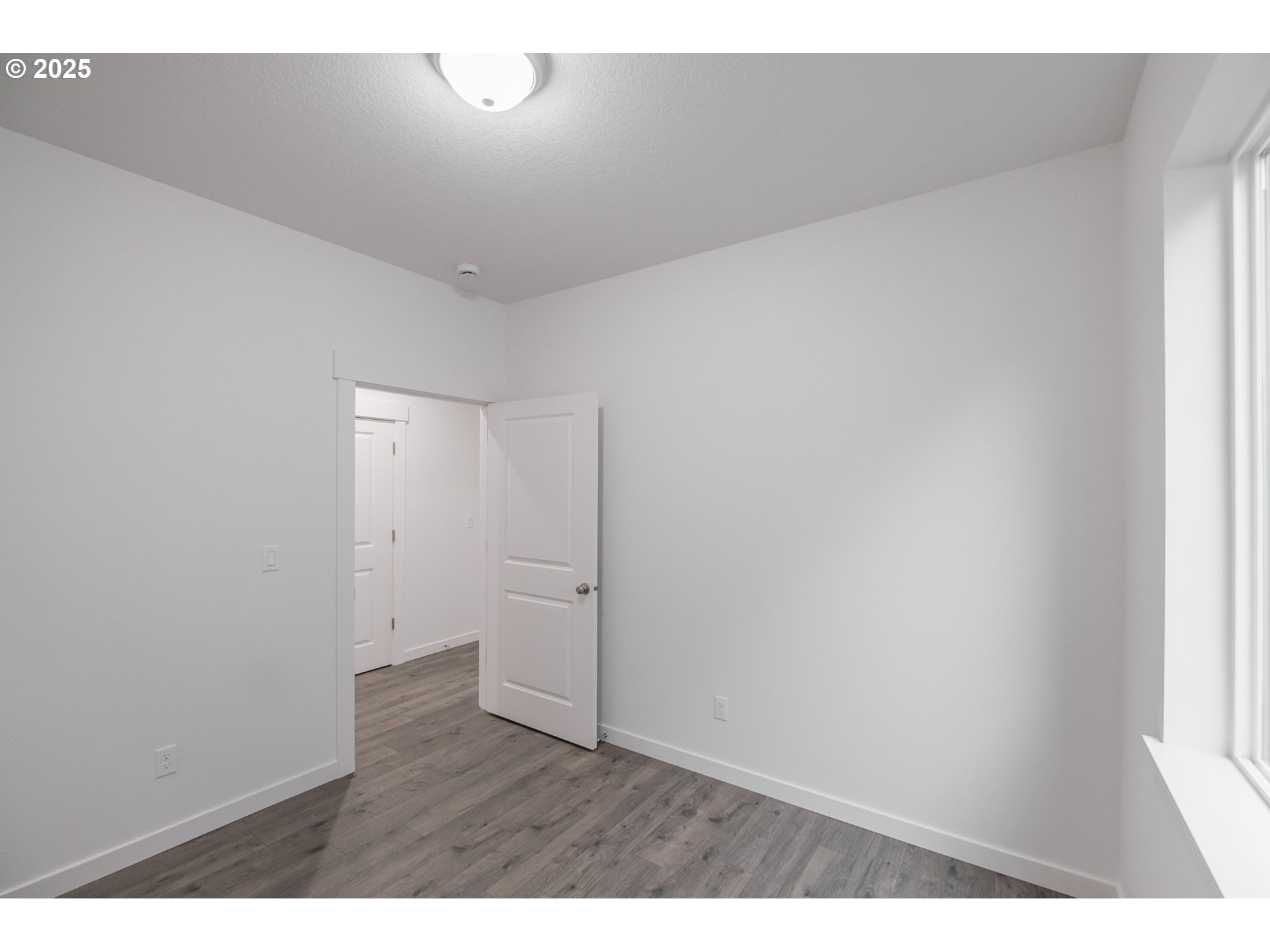 Lebanon, Oregon 97355, United States, 3 Bedrooms Bedrooms, ,2 BathroomsBathrooms,Residential,Active,77622