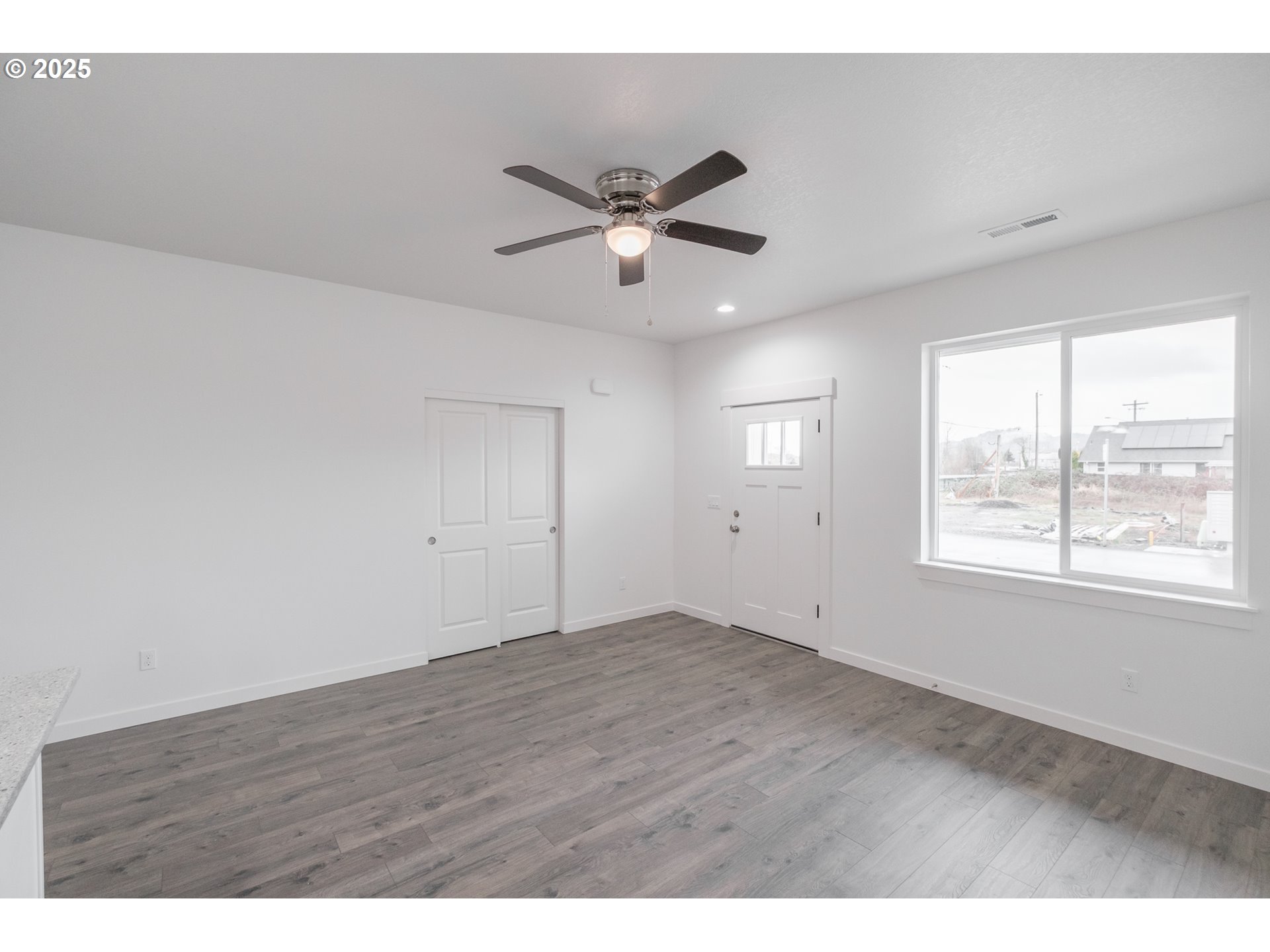 Lebanon, Oregon 97355, United States, 3 Bedrooms Bedrooms, ,2 BathroomsBathrooms,Residential,Active,77622