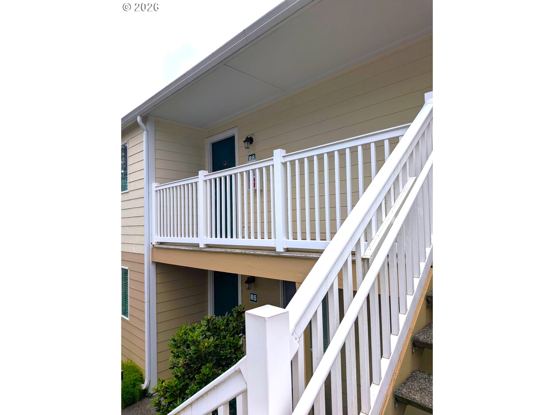 13216 NE SALMON CREEK AVE R-6