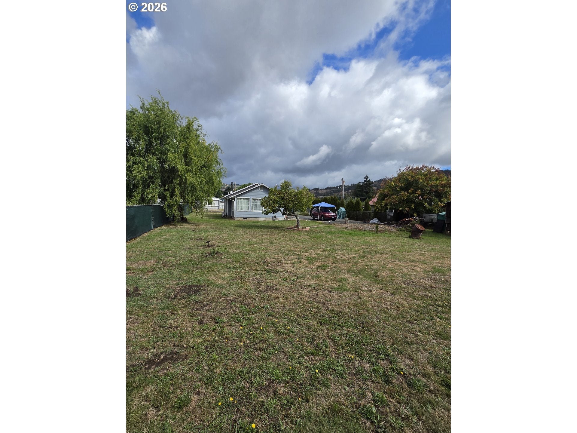160 E DATE ST