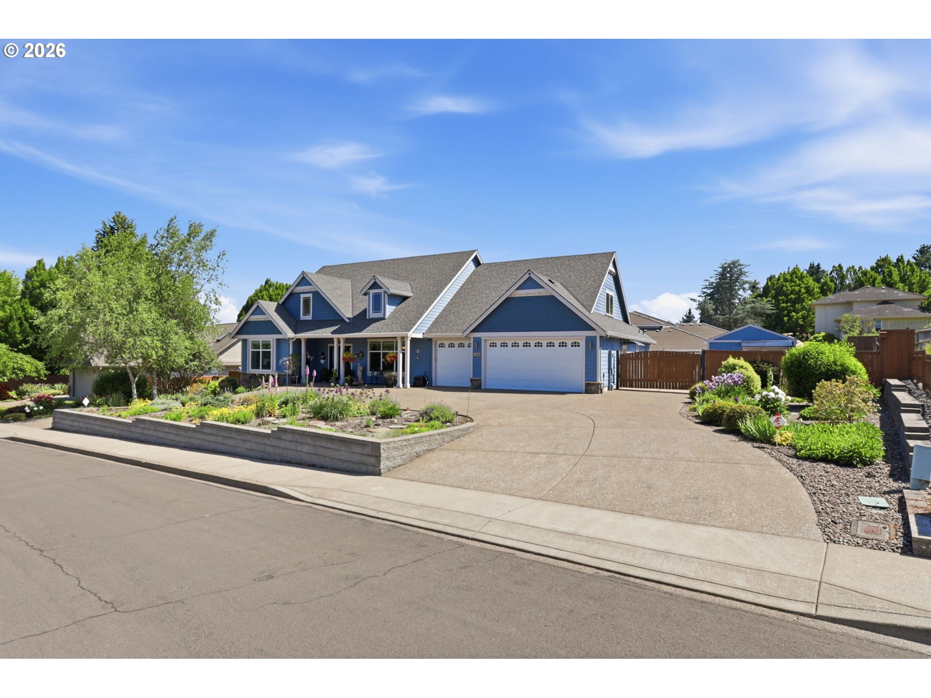 2400 NW WEST HILLS DR
