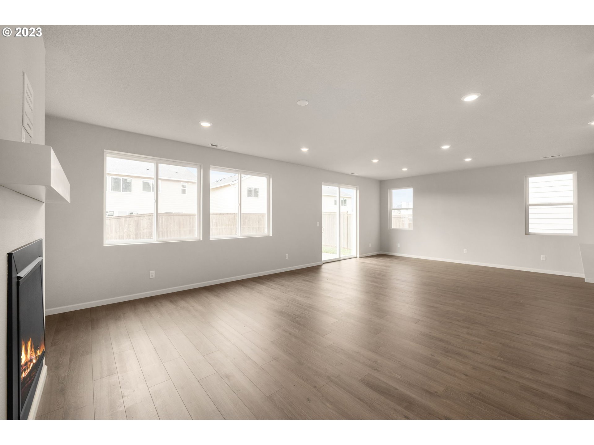 2003 SE Osprey AVE