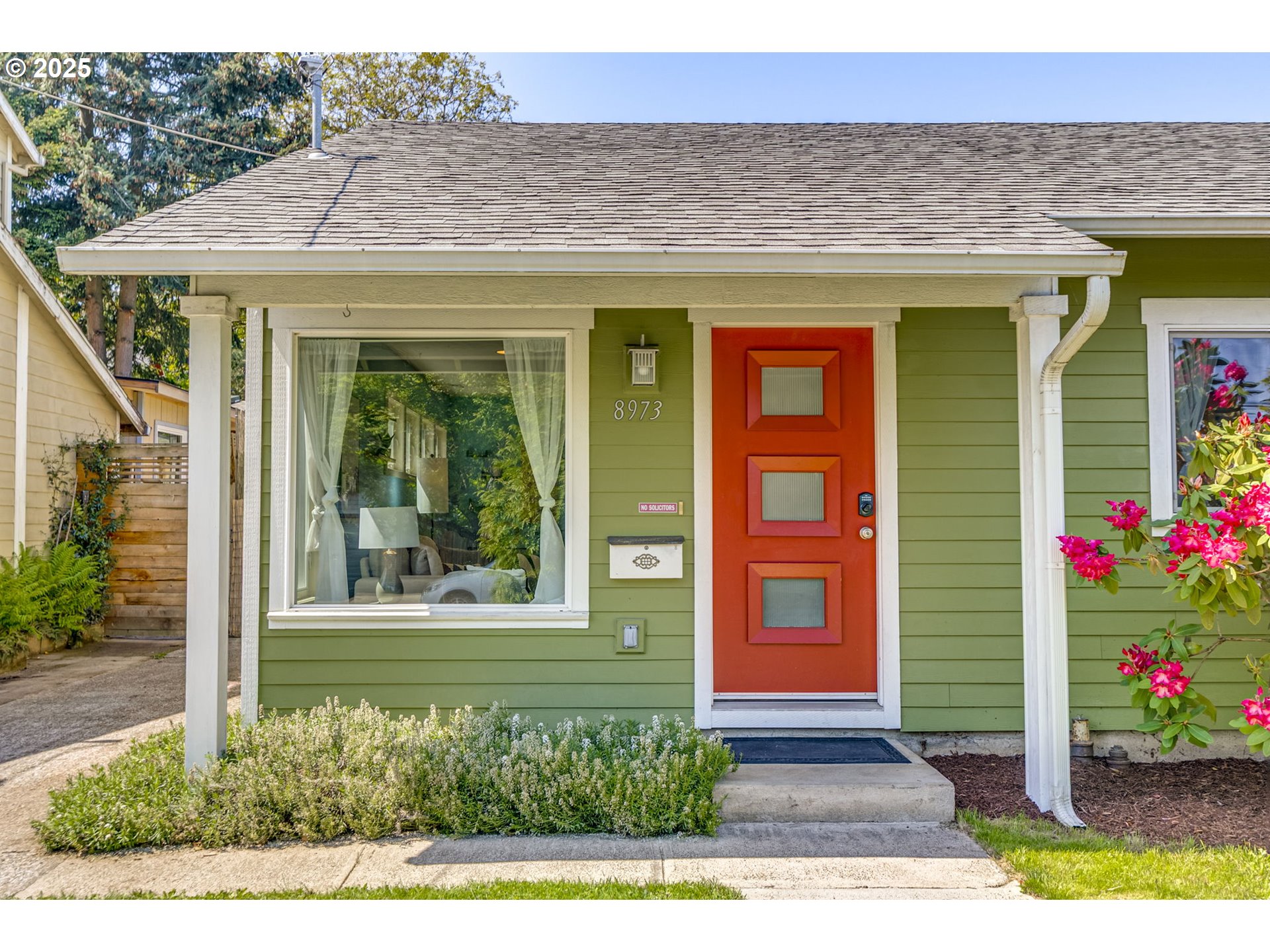 8973 N Berkeley AVE