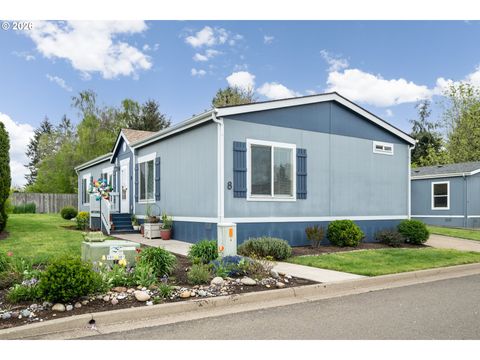 310 PITNEY LN #8 Junction City OR 97448