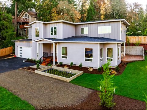 2240 W 25TH PL Eugene OR 97405