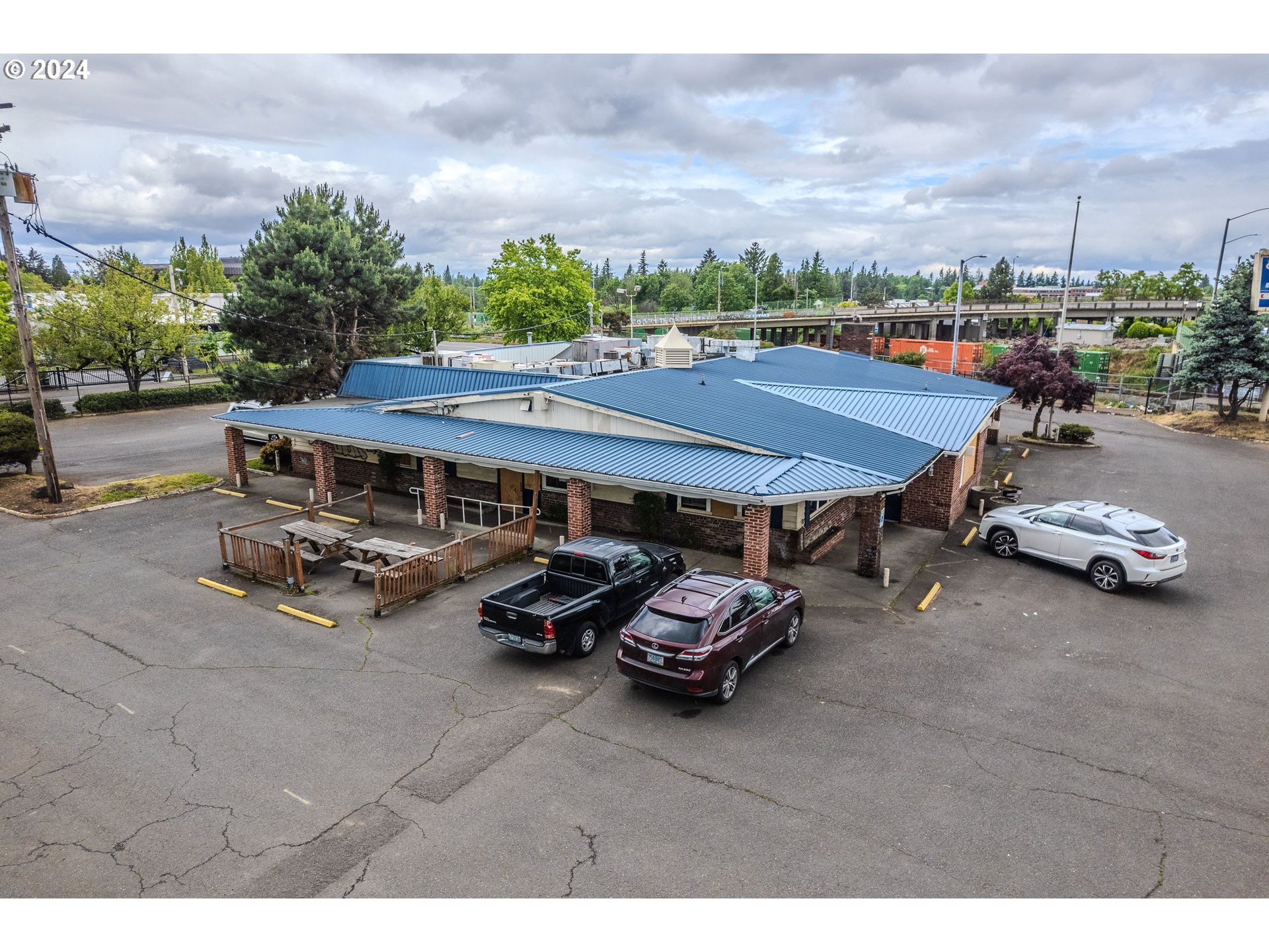 1411 NE 82ND AVE