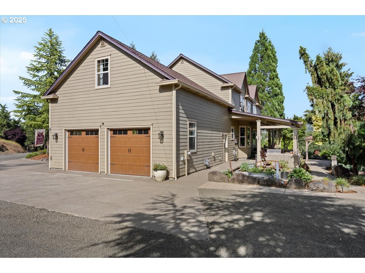 106 GREEN VALLEY RD